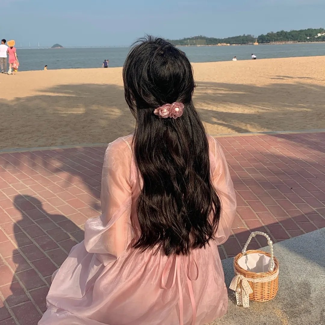 天地万物 海报