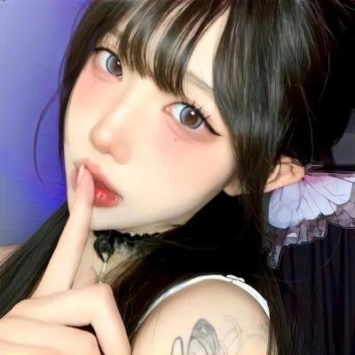 拉塞尔·皮特斯:臭名远扬 海报